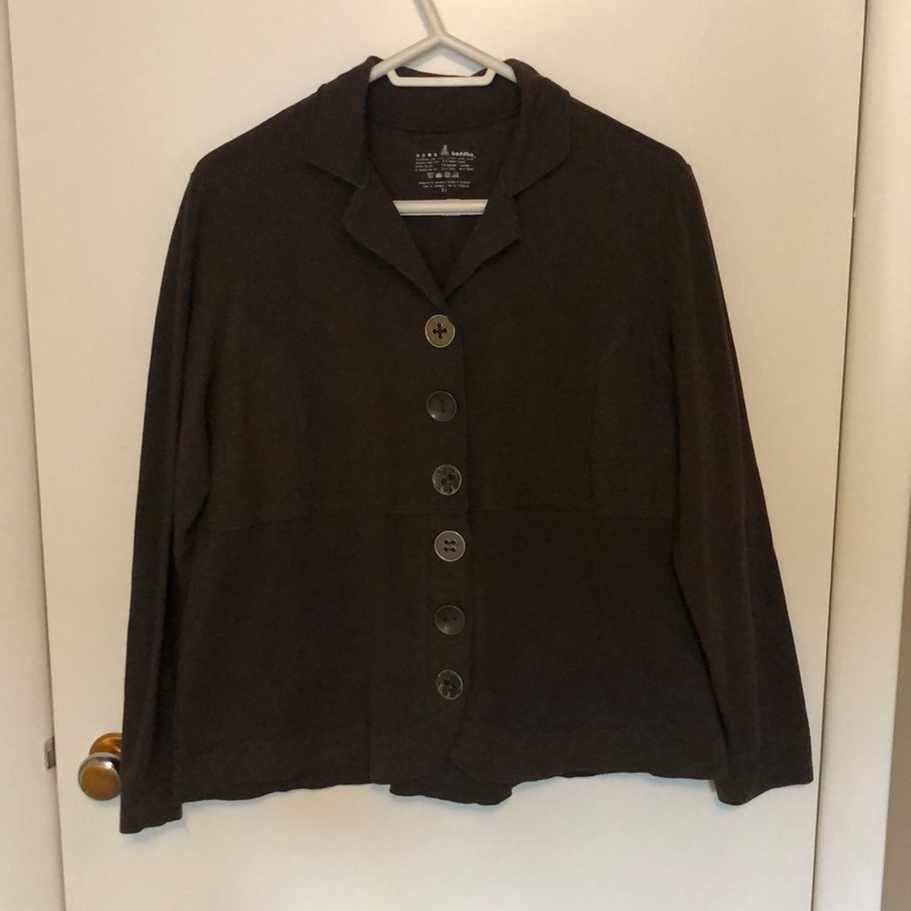 Funky button up top